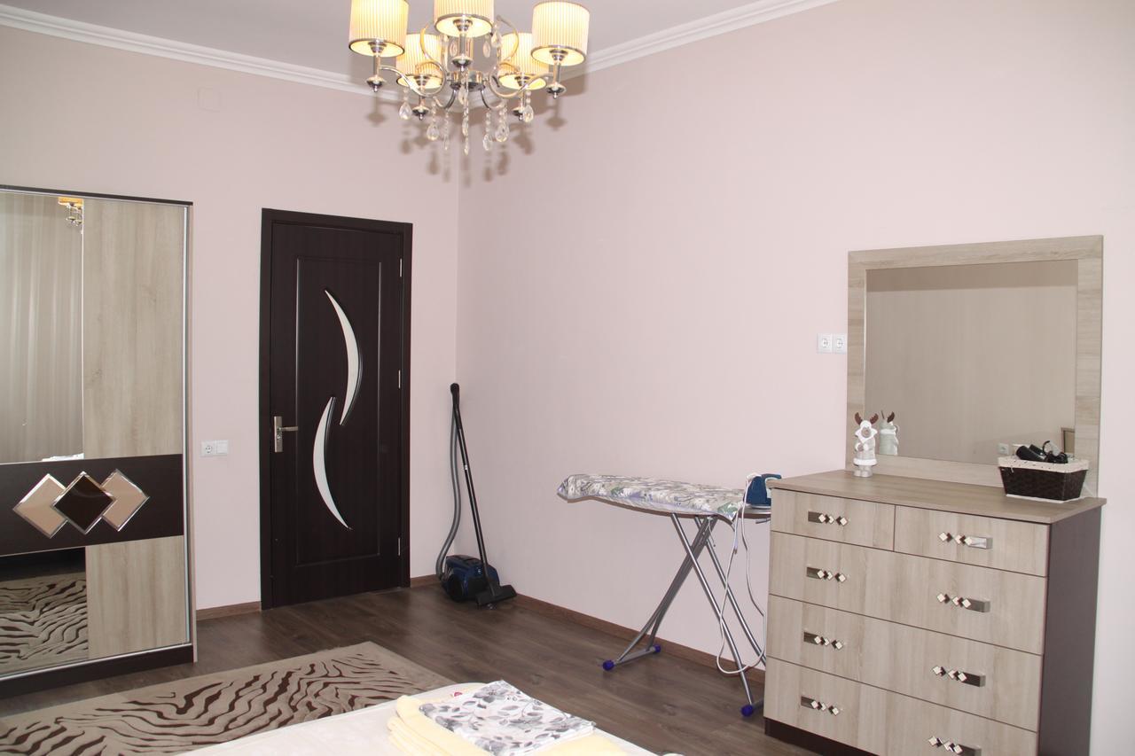 Apartmán Helen'S House Batumi Exteriér fotografie